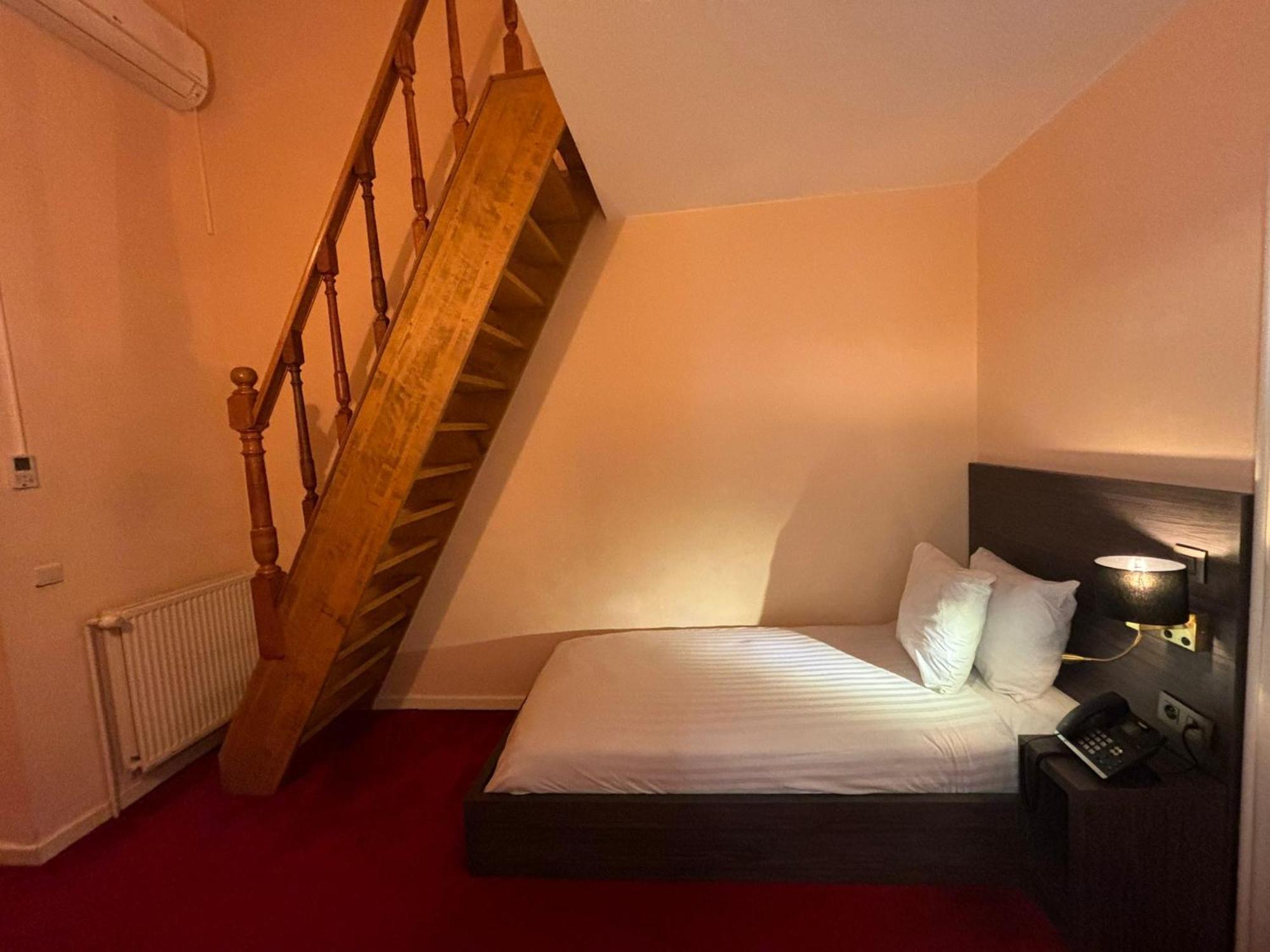 La Bourse Hotel Brussel Rom bilde